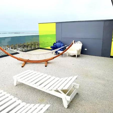 Riva Aparthotel 4*